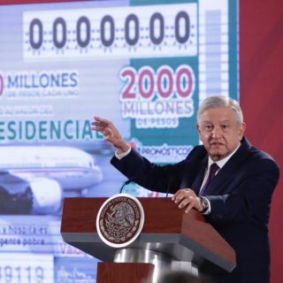 El PAN pide a López Obrador dejar "ocurrencias" como la rifa del avión