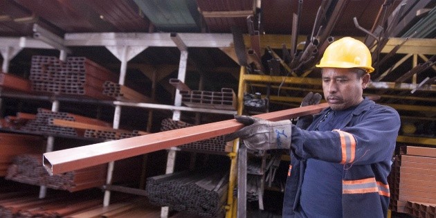 Inversi&oacute;n fija bruta cae en noviembre