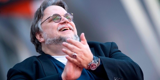 Guillermo del Toro celebra victoria de "Par&aacute;sitos" en los Oscar 2020