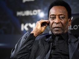 En los últimos años, la salud del exdelantero del Santos ha sido motivo de preocupación, después de varias intervenciones quirúrgicas. AFP / ARCHIVO