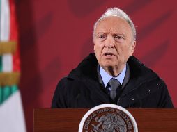 Alejandro Gertz Manero durante una conferencia de prensa matutina en Palacio Nacional en Ciudad de México. EFE/S. Gutiérrez