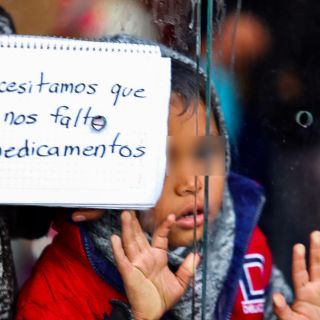 Nariz Roja lleva medicamento a niños con cáncer