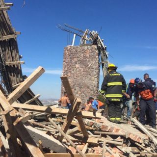 Seis personas lesionadas en derrumbe de construcción en Balcones de la Calera