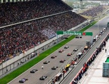 Shanghái debía haber acogido la carrera del 19 de abril. No se ha facilitado una nueva fecha para su disputa, que está pendiente de la evolución de la epidemia. ESPECIAL / formula1.com