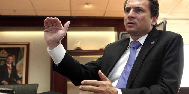 Pol&iacute;ticos y funcionarios celebran la detenci&oacute;n de Emilio Lozoya