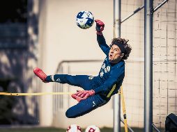 PACO MEMO. El tapatío durante la práctica de ayer en Coapa. TWITTER / @ClubAmerica