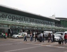 Empresarios critican que no haya un cerco sanitario en el Aeropuerto Internacional de Guadalajara en el área de carga. EL INFORMADOR / ARCHIVO
