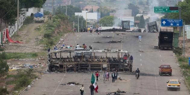 La FGR cita al ex gobernador Gabino Cu&eacute; por caso Nochixtl&aacute;n