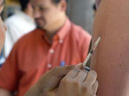 En las alcaldías se activaron cercos epidemiológicos, con aplicación total de 25 mil vacunas. EL INFORMADOR / ARCHIVO