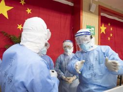 En Hubei, epicentro del brote, se contabilizaron dos mil 420 nuevos casos en las últimas 24 horas. EFE/STRINGER