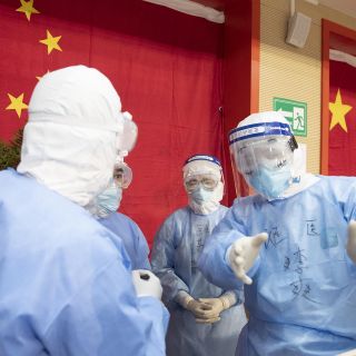 China eleva a mil 523 los muertos por coronavirus