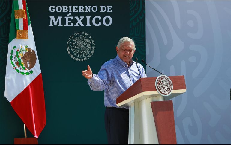 En Lagos de Moreno, el gobernador le solicitó al Presidente Andrés Manuel López Obrador apoyo para equipar el hospital regional que está a punto de ser concluido. NTX/F. Estrada