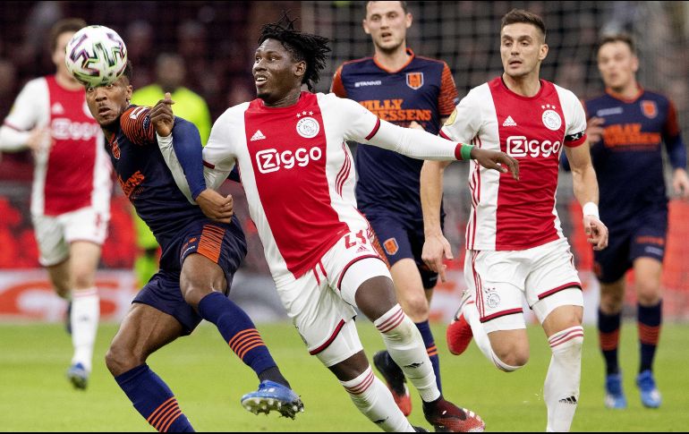 Para su próximo encuentro de Liga, Ajax visitará al Heracles Almelo. EFE / O. Kraak