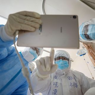 China amplía la cuarentena por coronavirus a 200 mil pueblos de Hubei