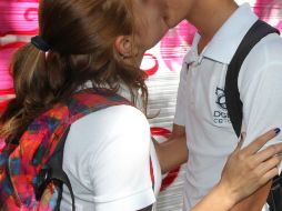 Los participantes informaron que se sentían más descansados cuando creían que estaban durmiendo con el aroma de su pareja. EL INFORMADOR / ARCHIVO