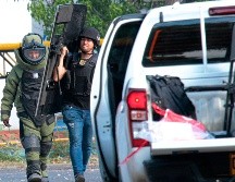 Al menos 13 personas resultaron heridas y fueron trasladadas a varios hospititales de la zona. AFP/S. Mendoza
