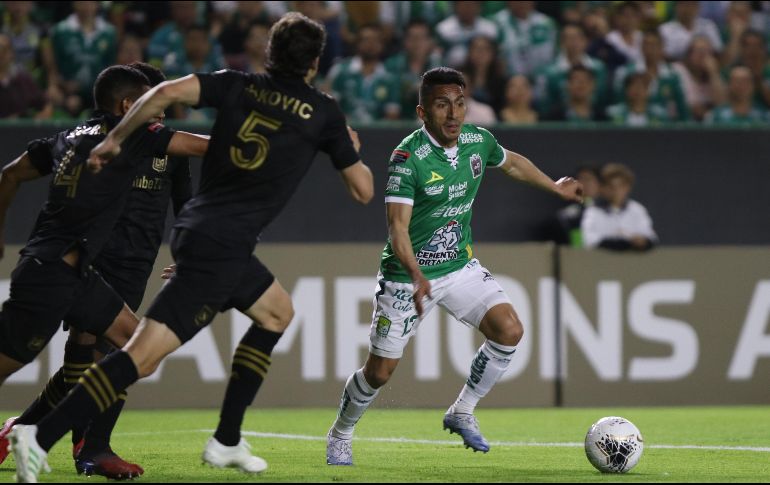 Ángel Mena mostró el por qué es uno de los referentes esmeraldas y anoche marcó el segundo tanto ante el club de la MLS. EFE/G. Becerra