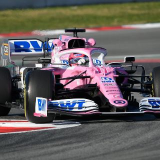 ''Checo'' Pérez concluye tercero, por detrás de los Mercedes