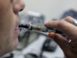En México, 938 mil adolescentes probaron alguna vez el cigarro electrónico.