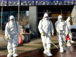 A nivel global hasta ahora se han reportado 75 mil 204 casos confirmados. AFP