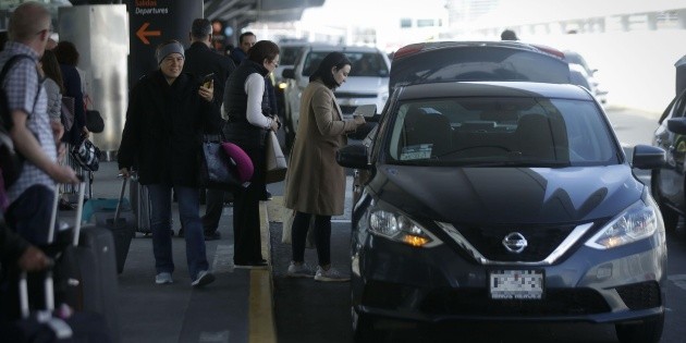 Relajan sanciones contra taxis ejecutivos irregulares