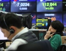Expertos no logran evaluar el impacto del coronavirus sobre las ganancias de las empresas. AP/A. Young-joon