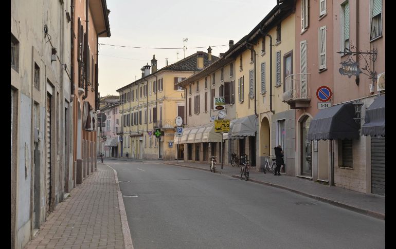 Los habitantes de poblaciones en la región de Lombardía han sido invitados a no salir de sus casas. EFE/EPA/A. Fasani