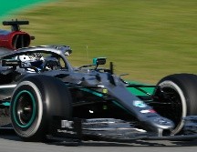 Mercedes estrenó esta semana un volante dinámico con el que el piloto puede controlar el ángulo de las ruedas delanteras. AFP/L. Gene