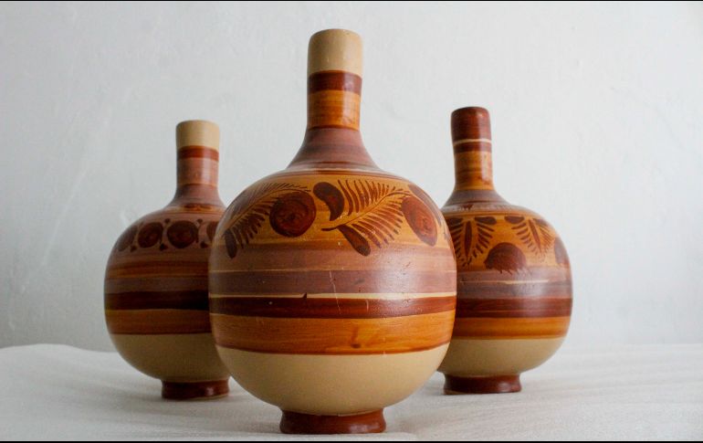 Se le llama barro canelo por la semejanza de sus colores al de la canela. ESPECIAL