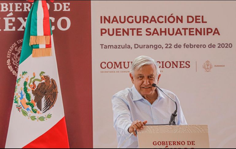 López Obrador rechazó que haya tenido alguna injerencia en la decisión de su esposa, quien primero apoyó el paro nacional y luego se manifestó en contra. NTX / Q. Blanco