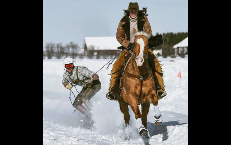 Sobre la nieve. No es broma: en Banff hay mil y un formas de divertirse sobre la nieve. ESPECIAL / Banff & Lake Louise tourism