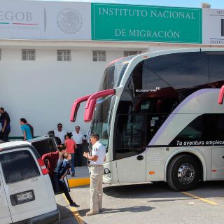Ordenan a INM informar sobre retorno de extranjeros desde EU a México
