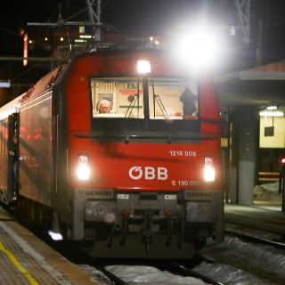 Austria suspende unas horas paso de trenes italianos por sospechas de coronavirus
