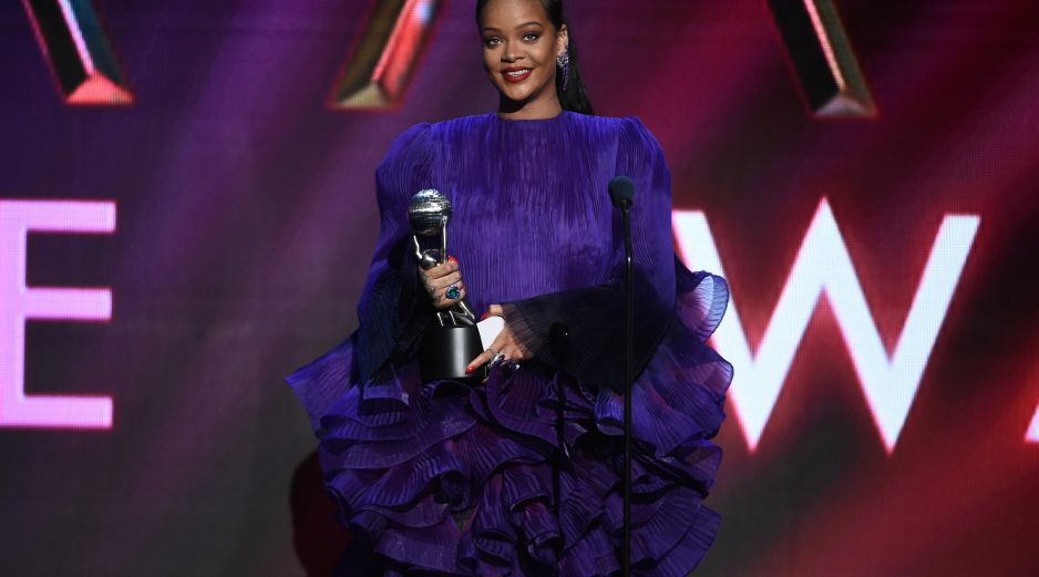 Rihanna puntualizó que la unión puede arreglar al mundo. AP / C. Pizzello