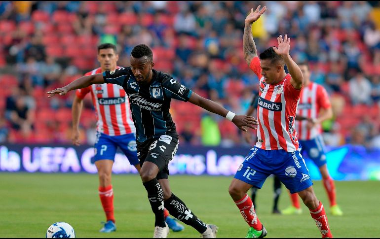 Con este resultado, potosinos y queretanos se quedan con 12 unidades en la tabla general. AFP/S. González