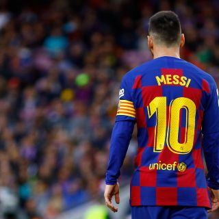 Messi visita la casa de Maradona