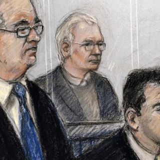 Assange rechaza su extradición a EU por ser un caso "políticamente motivado"