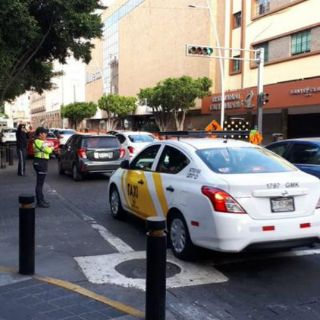 Fluye tráfico pese a cierre de avenida Juárez y Paseo Alcalde