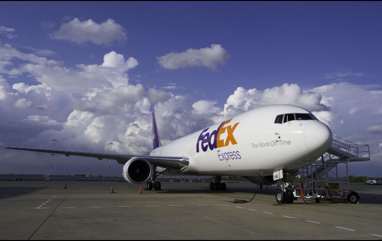 Federal Express registró un ‘desplome’ de 20.6 por ciento en su división aérea de cargo. EFE/Archivo