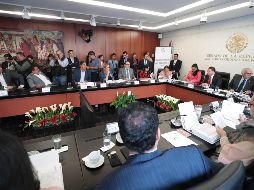 Luego de episodios de tensión, acuerdan reunirse el próximo miércoles en el Senado de la República. TWITTER/@senadomexicano