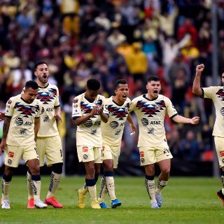 América evita fracaso y avanza a Cuartos