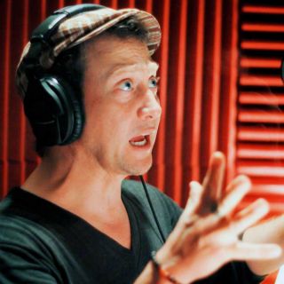 "Amor es amor", la primera película de Rob Schneider en español