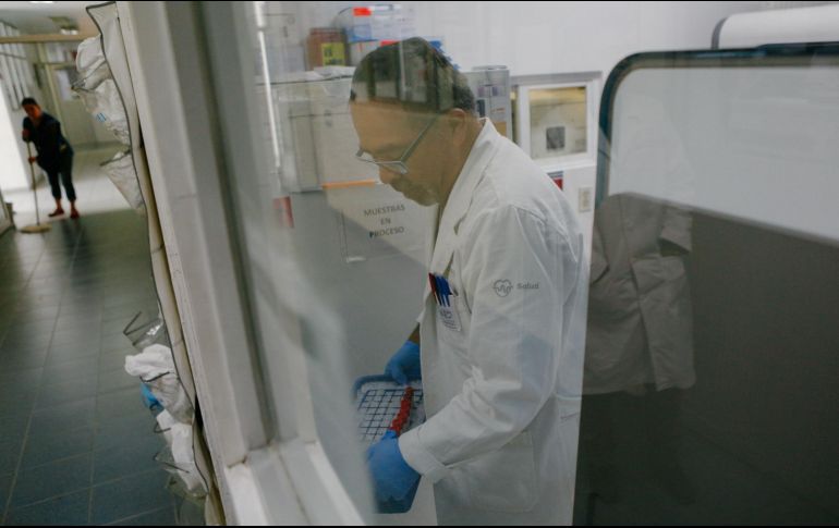 Laboratorio donde se evaluan pruebas para descartar el coronavirus en Jalisco. EL INFORMADOR / G. Gallo