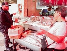 Primer viernes de vigilia en el Mercado del Mar, ubicado en El Vigía, Zapopan. EL INFORMADOR / G. Gallo