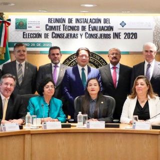 Instalan Comité que evaluará relevos en INE