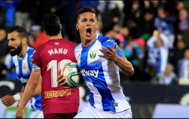 Guido Carrillo celebra el gol que le dio el empate al Leganés. EFE/F. Alvarado