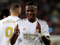 ENCENDIDO. El brasileño lideró a los blancos hacia la victoria en el clásico. EFE