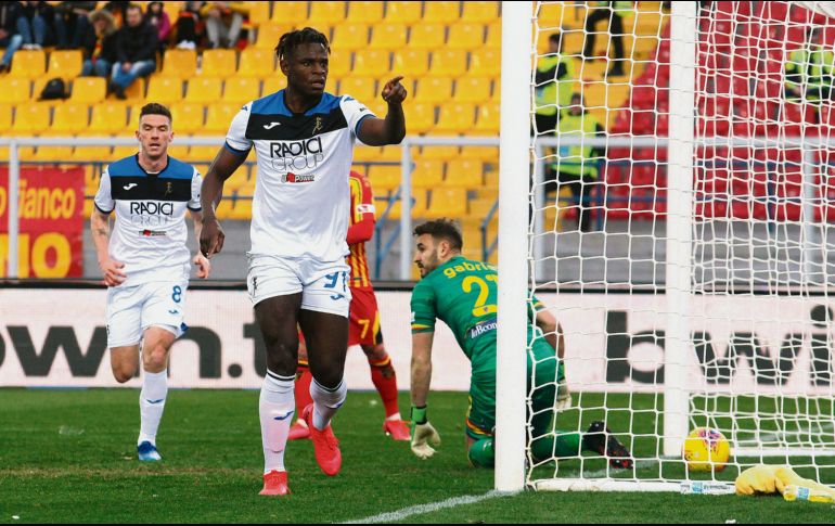 Sencillo. El colombiano Duván Zapata marcó tres de los siete goles del Atalanta. AP • D. Fasano