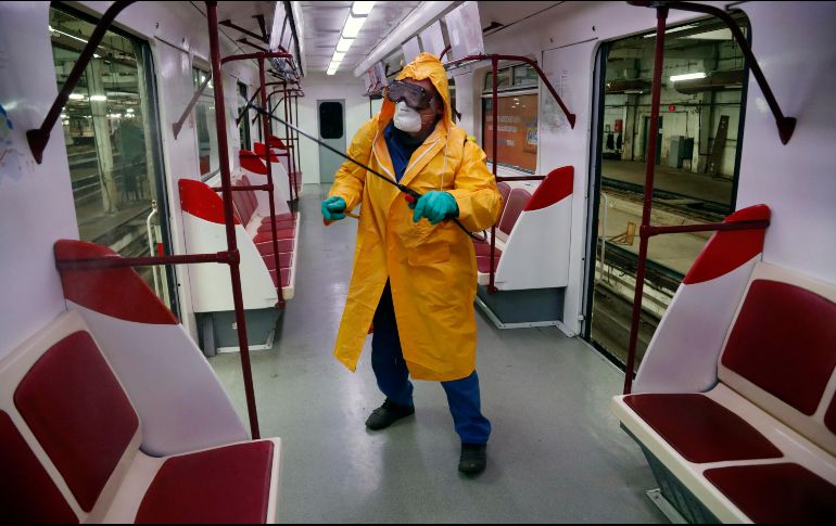 Los expertos de la OMS destacaron que el número de contagios fuera de China ya es nueve veces superior a los que registra diariamente el país donde se originó. EFE / Z. Kurtsikidze