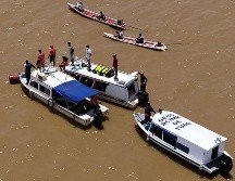 Al menos 50 militares, cinco aeronaves y dos barcos fueron desplegados para las operaciones de búsqueda y rescate. AFP/Brazil's Amapa State Press Office